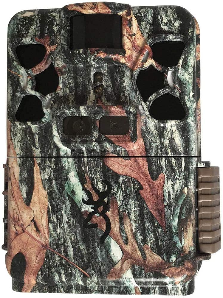Browning Trail Cameras Recon Force Patriot FHD Trail Camera with 32 GB SD Card and SD Card Reader for iOS/SD Card Reader for Android