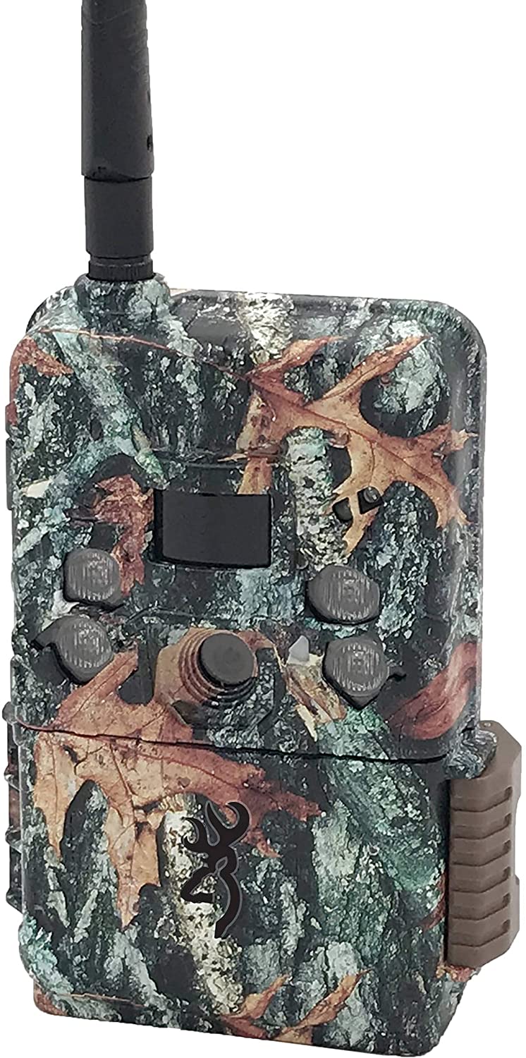 BROWNING TRAIL CAMERAS Defender Wireless Scout Pro Trail Camera with 32 GB SD Card and SD Card Reader For iOS/Android - Middletown Outdoors